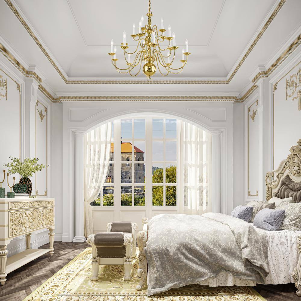 Williamsburgh 20-Light Polished Brass Colonial Chandelier
