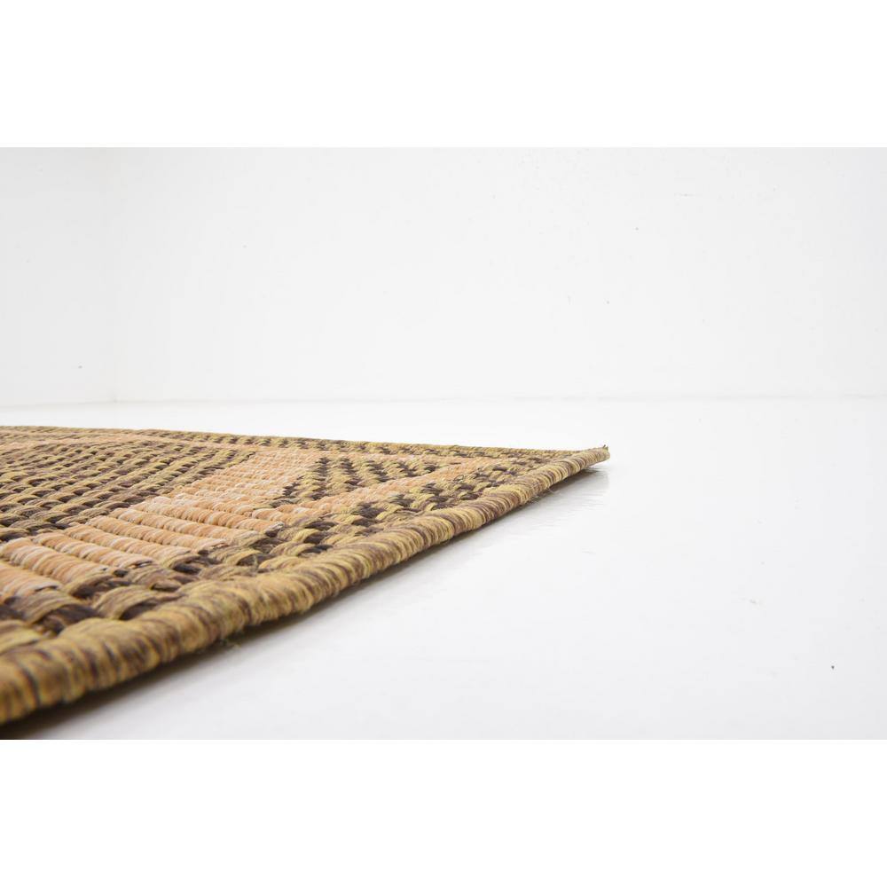 Easy-Care Diamond Brown Synthetic 5' x 8' Outdoor Rug