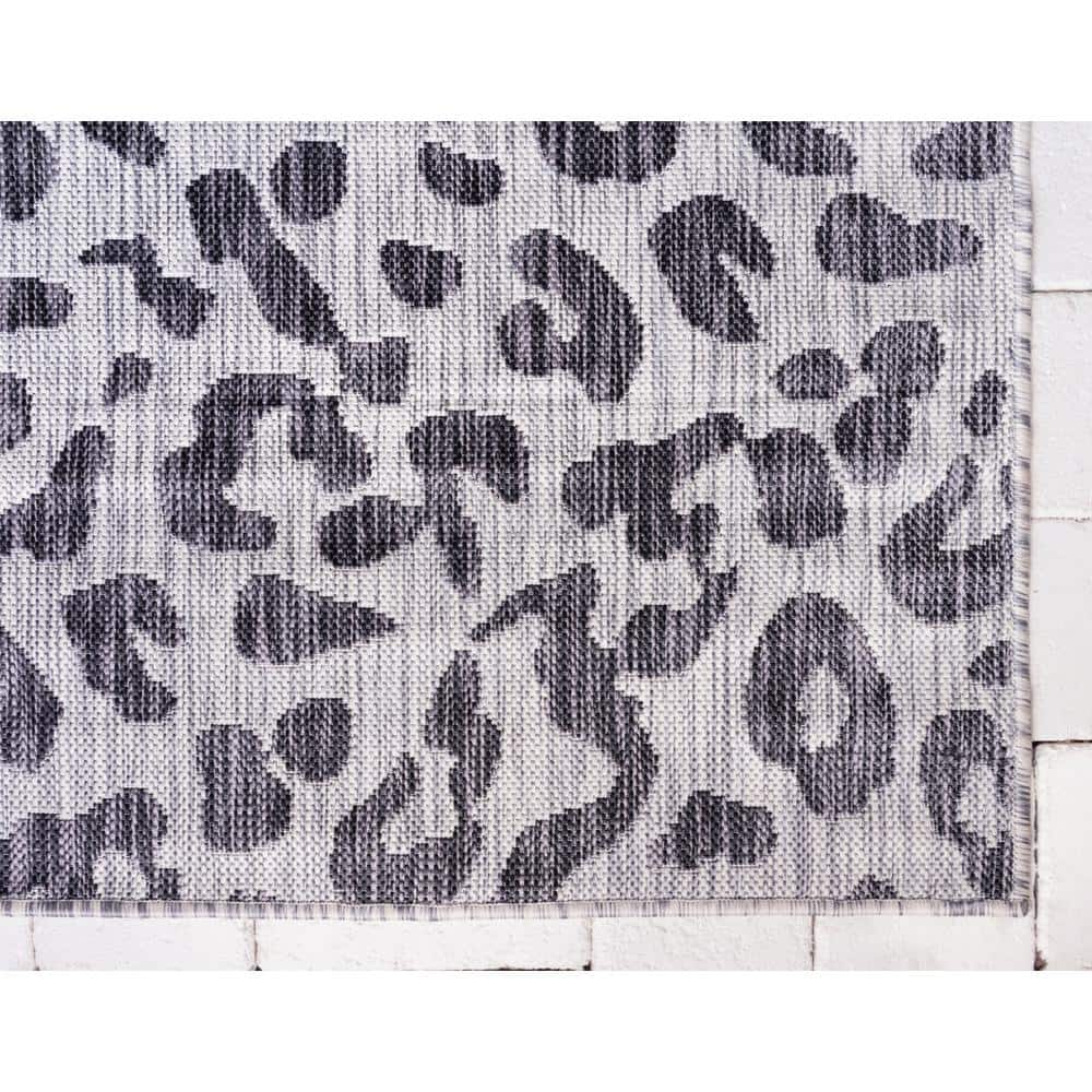 Light Gray and Black Leopard Print Outdoor Synthetic Rug