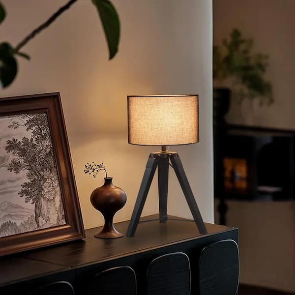 Keazile 18 Black Modern Tripod Small Table Lamp with Solid