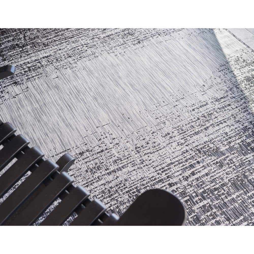 Charcoal Gray Abstract Synthetic 8' x 10' Washable Rug