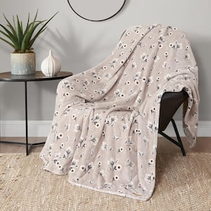 Daisy Beige 50 in. 70 in. Plush Throw Blanket