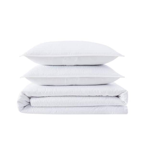 TRULY CALM Everyday Antimicrobial 3-Piece White Microfiber Full/Queen Quilt Set
