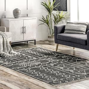 Cassie Gray 5 ft. x 8 ft. Tribal Cotton Area Rug