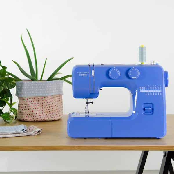Blue Susan Makes: 10 Must have Sewing Tools that Make Sewing Easier and  More Fun