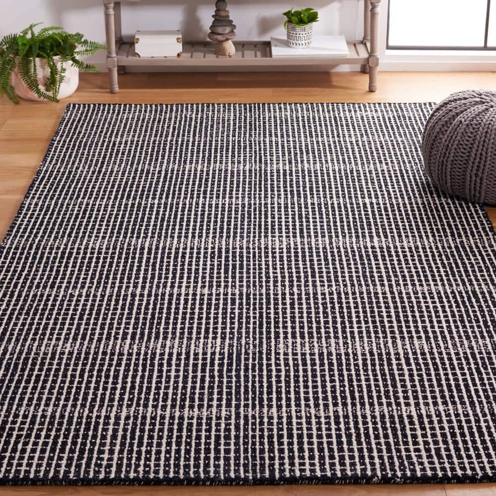 Handmade Black Abstract Wool 4' x 6' Tufted Area Rug