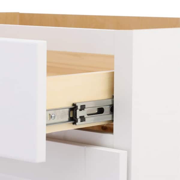 https://images.thdstatic.com/productImages/b29b26f2-3ae2-4229-9022-db50eb7256bc/svn/satin-white-hampton-bay-assembled-kitchen-cabinets-kdb30-ssw-66_600.jpg