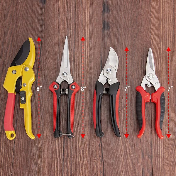 https://images.thdstatic.com/productImages/b2a5c54f-72ad-4afa-b30c-d422277935bc/svn/multicolor-garden-tool-sets-b07zlrgw84-c3_600.jpg