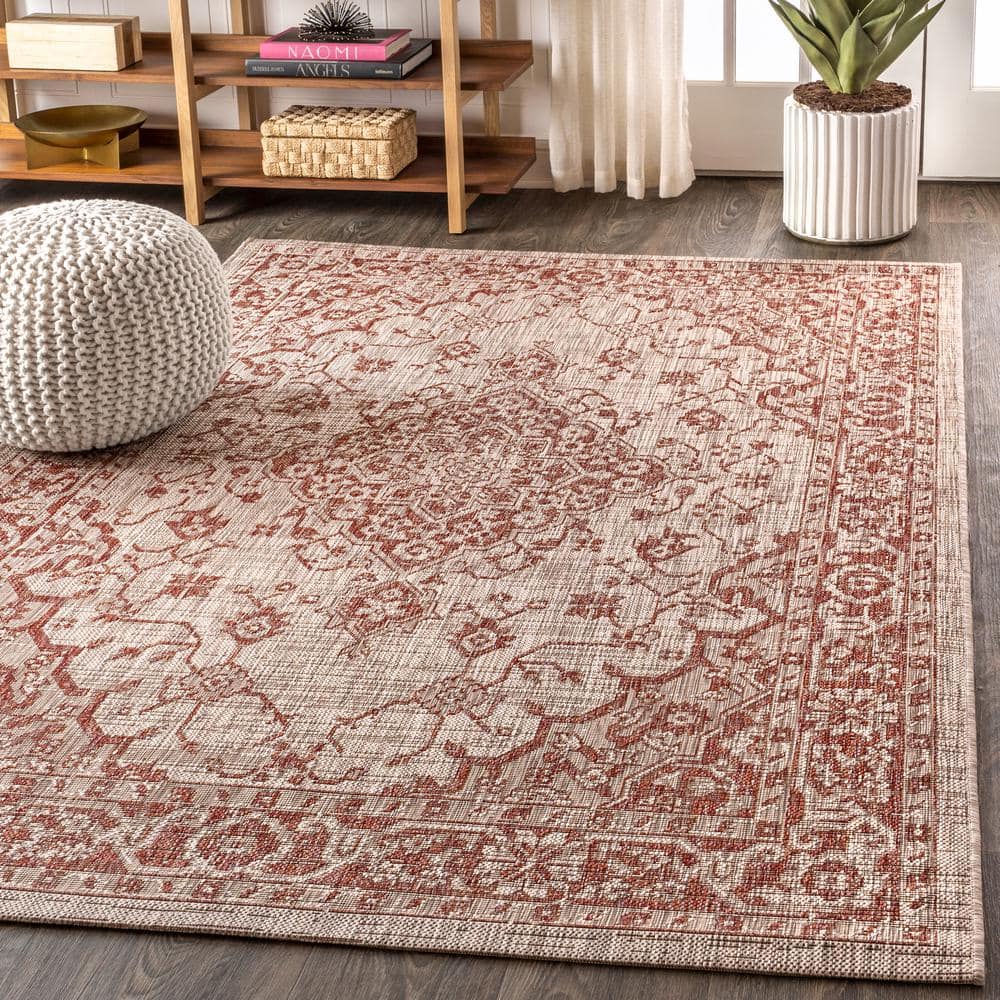 Rozetta 3' x 5' Red and Taupe Synthetic Medallion Area Rug