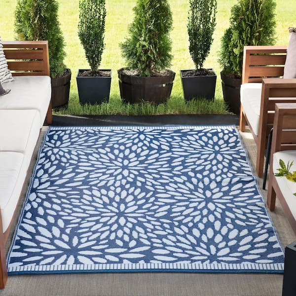 Sunset Floral Navy 9 ft. x 12 ft. Indoor/Outdoor Area Rug