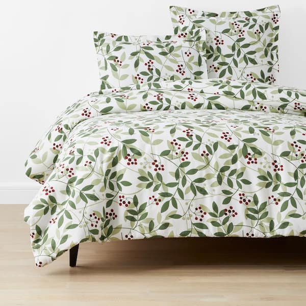 The Company Store Company Cotton Red/Green Berries and Leaves Twin Velvet Flannel Duvet Cover