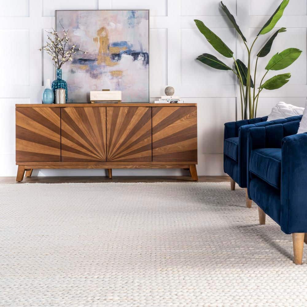 Handmade Off-White Braided Wool 4' x 6' Area Rug