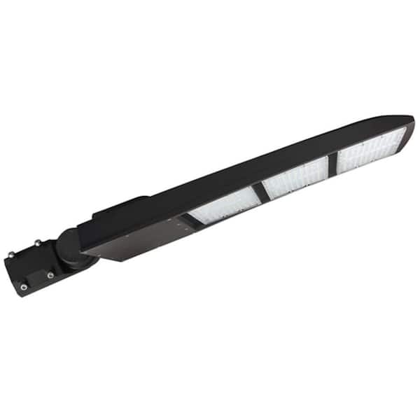 Viribright 450-Watt LED Bronze Finish Shoebox Area Light 58,500 Lumens AC 120-277-Volt CCT 5000K