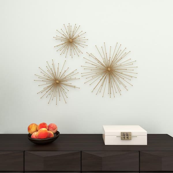 Litton Lane Metal Gold 3D Starburst Wall Decor (Set of 3) 44562 - The Home  Depot