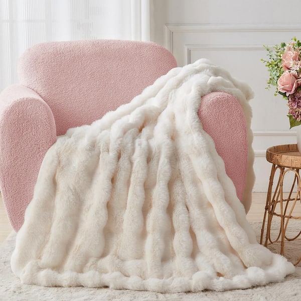 GHOUSE ILTB Beige Faux Rabbit Fur 50 in. x 60 in. Plush Shag Throw Blanket