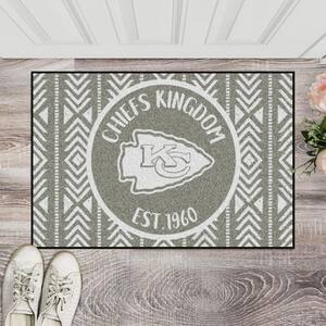 Kansas City Chiefs Southern Style Gray 1.5 ft. x 2.5 ft. Starter Area Rug