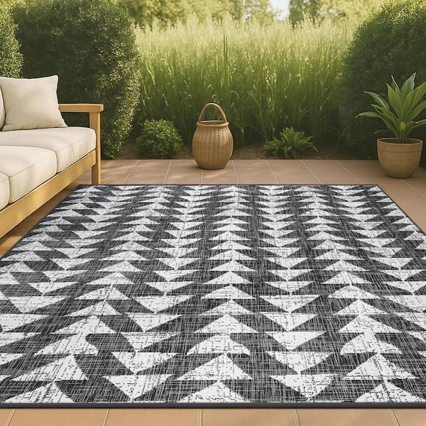 Andratx Modern Tribal Geometric Black/Ivory 5 ft. x 8 ft. Indoor/Outdoor Area Rug