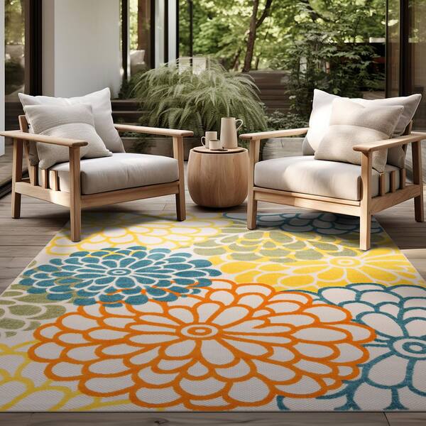 Oasis 7 ft. x 9 ft. Gold Floral Indoor/Outdoor Area Rug