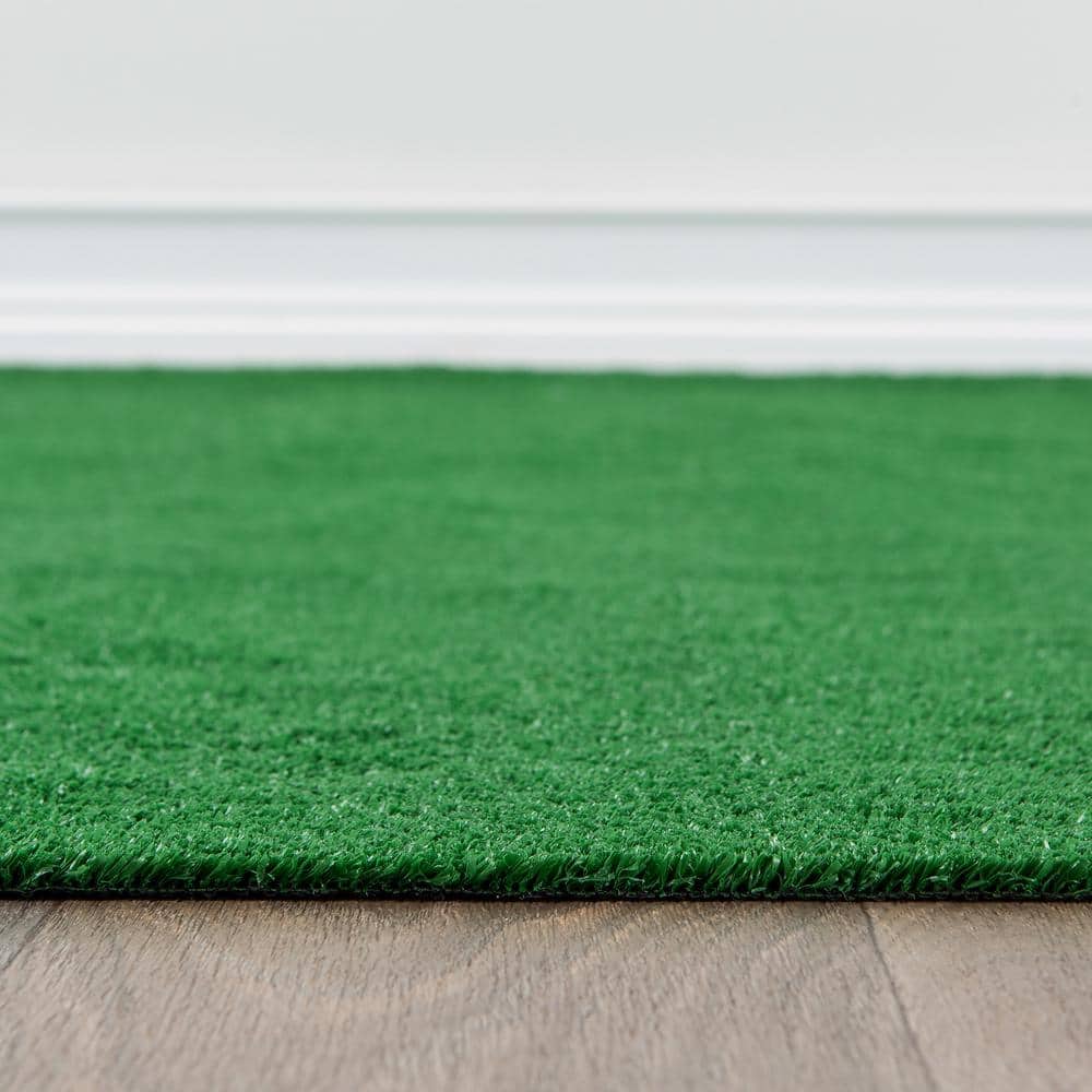 Green Tufted Synthetic Reversible 6' x 9' Area Rug