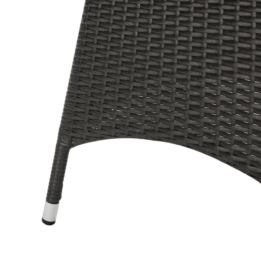 Gray Wicker Round Outdoor Dining Table with Iron Frame