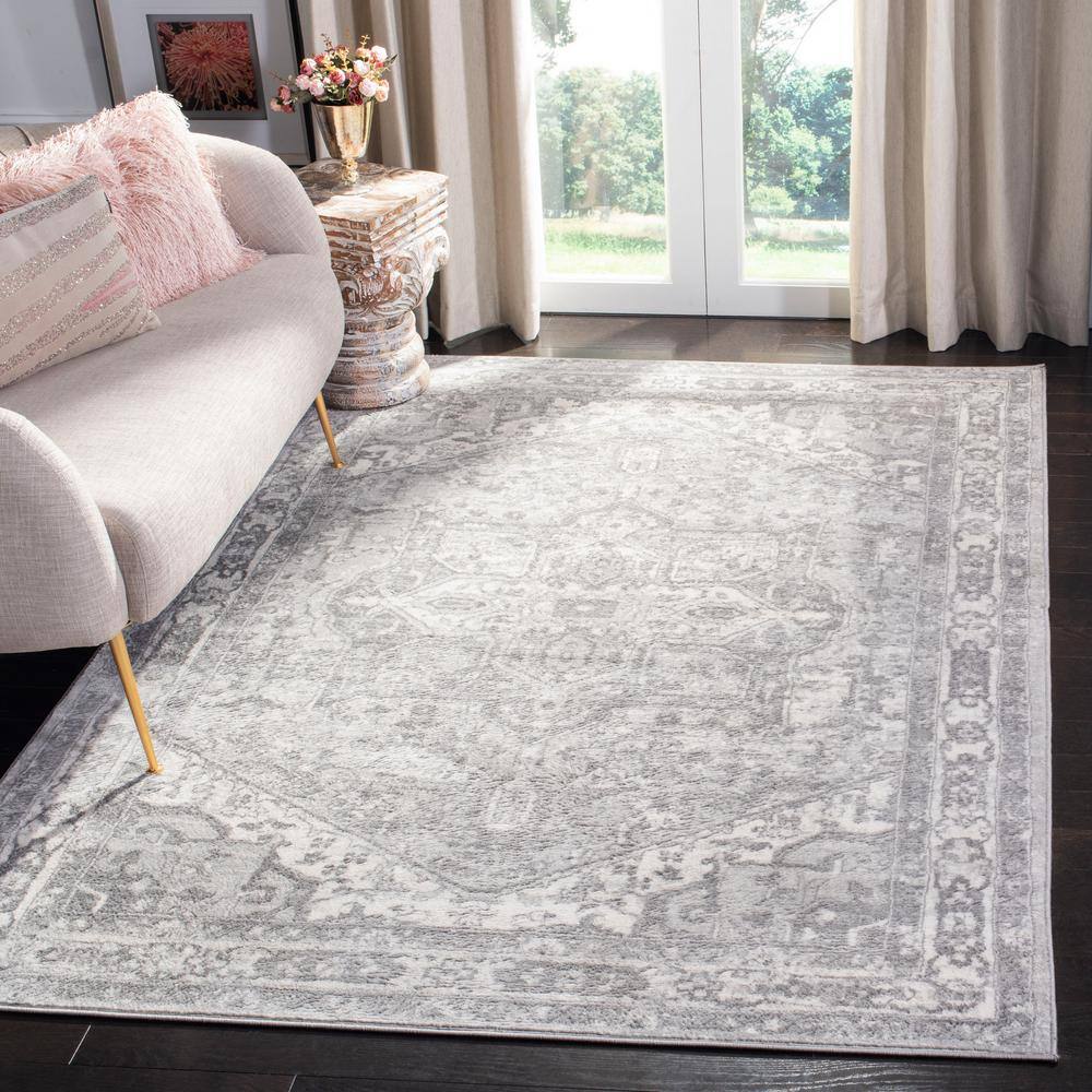 Brentwood Gray and Cream Synthetic 4' x 6' Area Rug