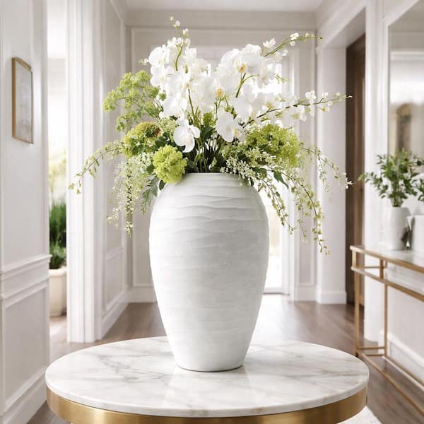 castellousa White 14 in. Textured White Round Glass Vase CB-GC2-VS