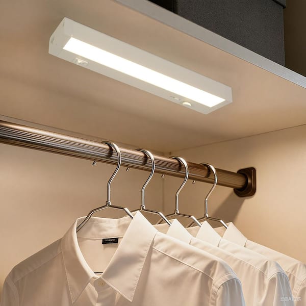 5 CCT 12 in. Hardwired/Plug-in White Integrated LED Linkable Under Cabinet Light