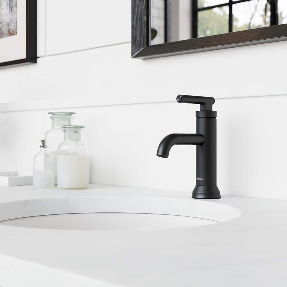Capistrano Matte Black Single Handle Bathroom Faucet