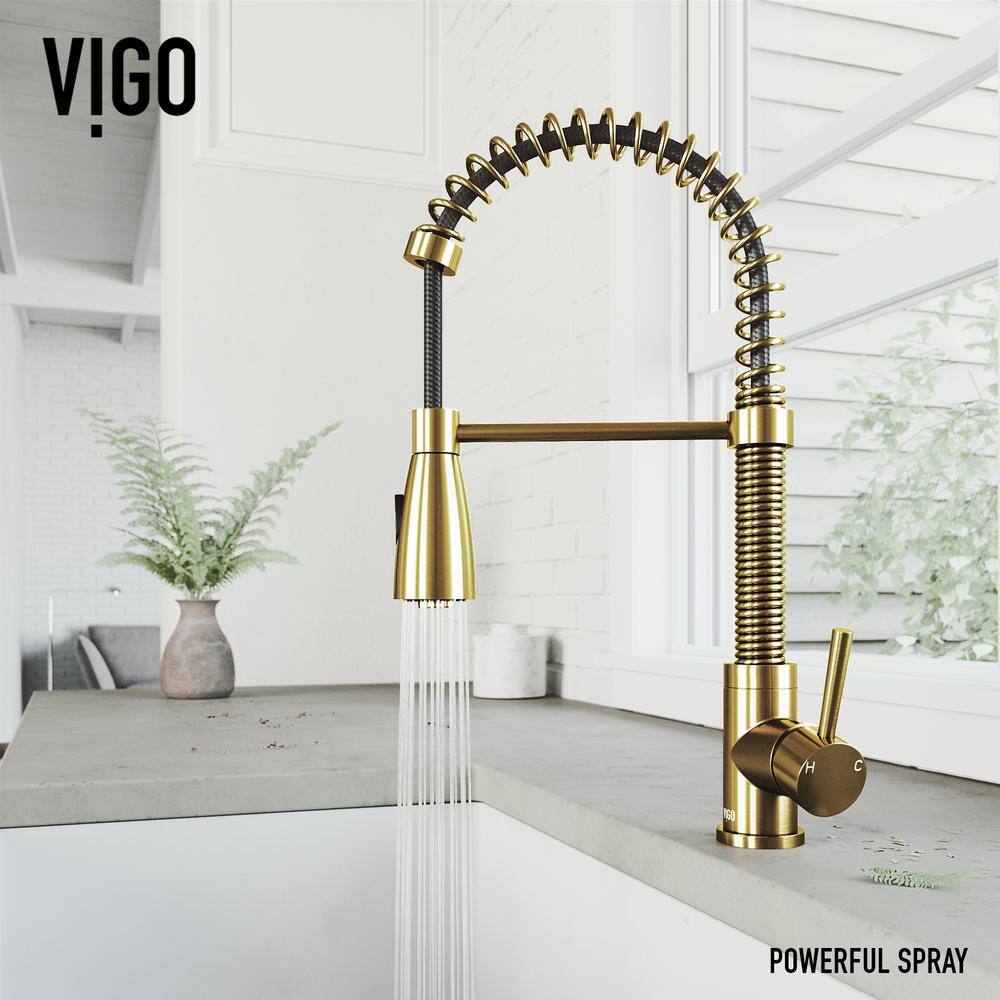 Elegant Matte Gold Pull-Down Kitchen Faucet with 360° Swivel Spout