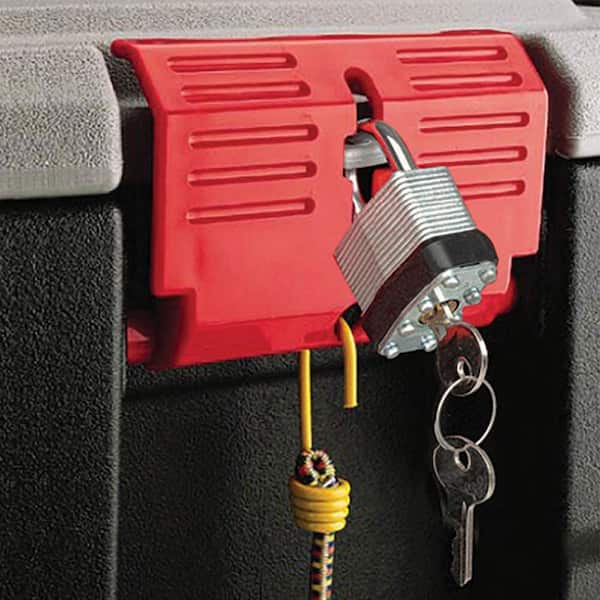 Rubbermaid 48 Gallon Black Action Packer Lockable Latch Indoor And