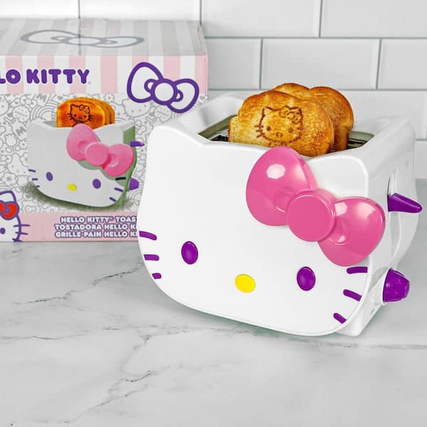Uncanny Brands Hello Kitty 3D White 2 slice Deluxe Toaster TSTE