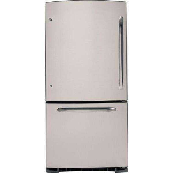 GE 20.3 cu. ft. Bottom Freezer Refrigerator in CleanSteel