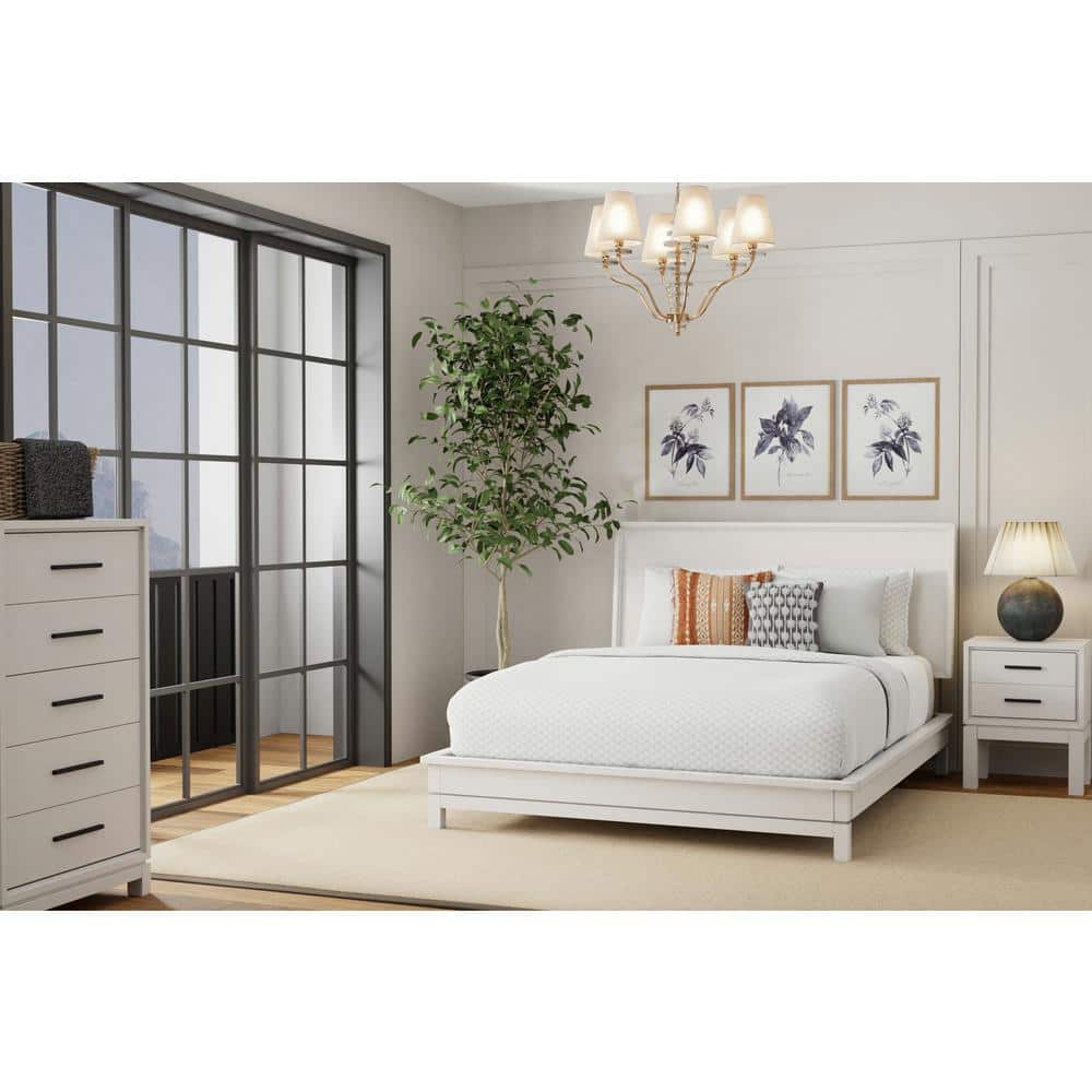 Nova Chalk White Wood Frame California King Platform Bed