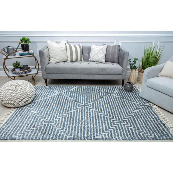 Bennett Mellow Whisper 2'6"x8' Modern Area Rug