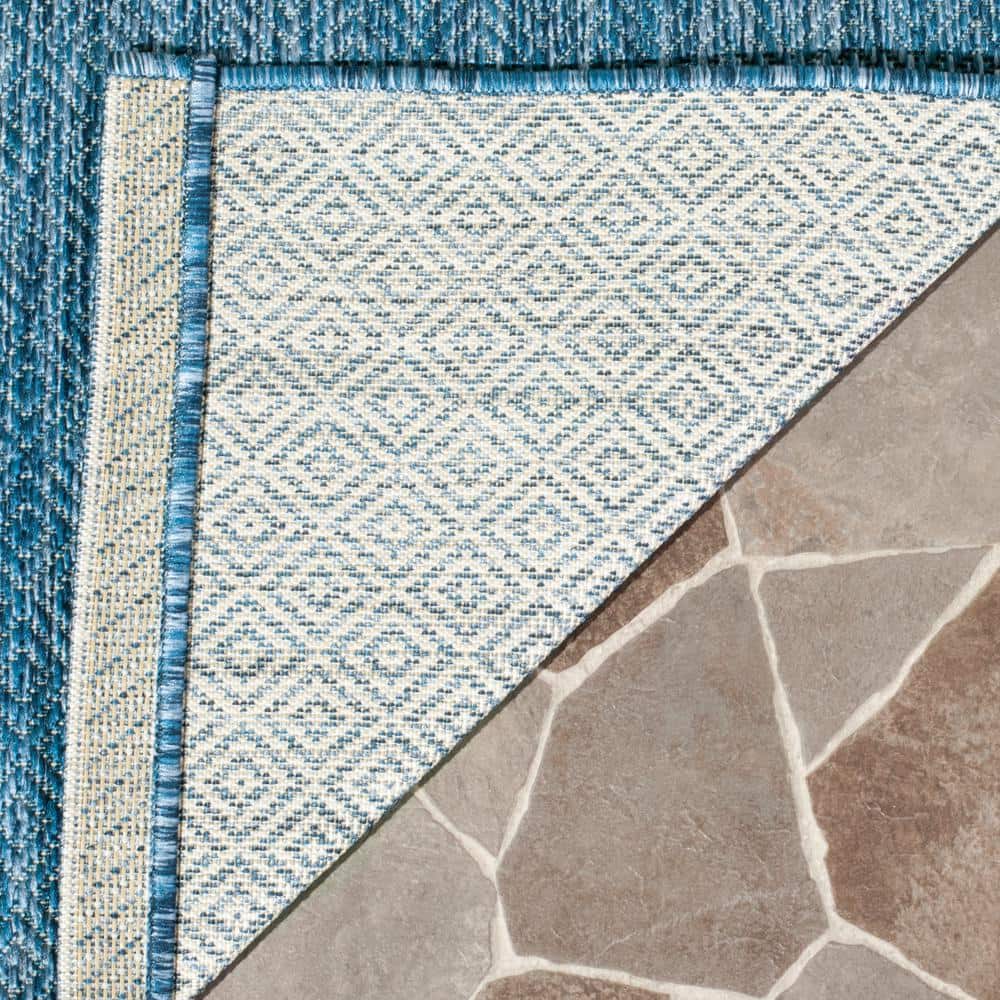 Navy Rectangular Synthetic Easy-Care Indoor/Outdoor Rug, 2'7" x 5'
