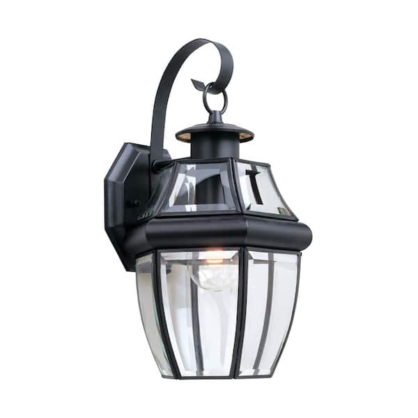Generation Lighting Lancaster Wall Lantern Sconce 1-Light Traditional Outdoor 14 in. Black Fixture
