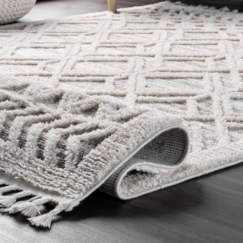 Ansley Moroccan Lattice Tassel 5x8 Gray Synthetic Area Rug