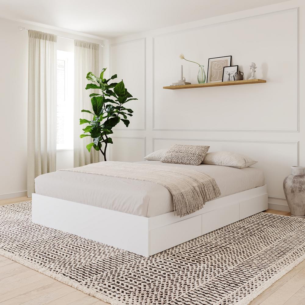 Reversible Full/Double White Wood Frame Storage Bed with 3 Drawers
