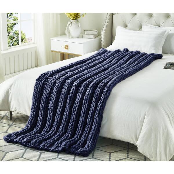 Navy bed 2025 throw blanket