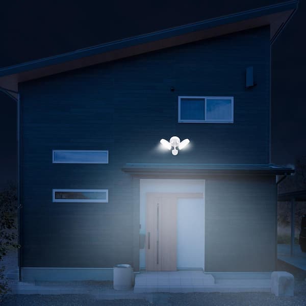 400-Watt Equivalent 100-Degree White Motion Activated Outdoor Integrated LED Flood and Spot Light