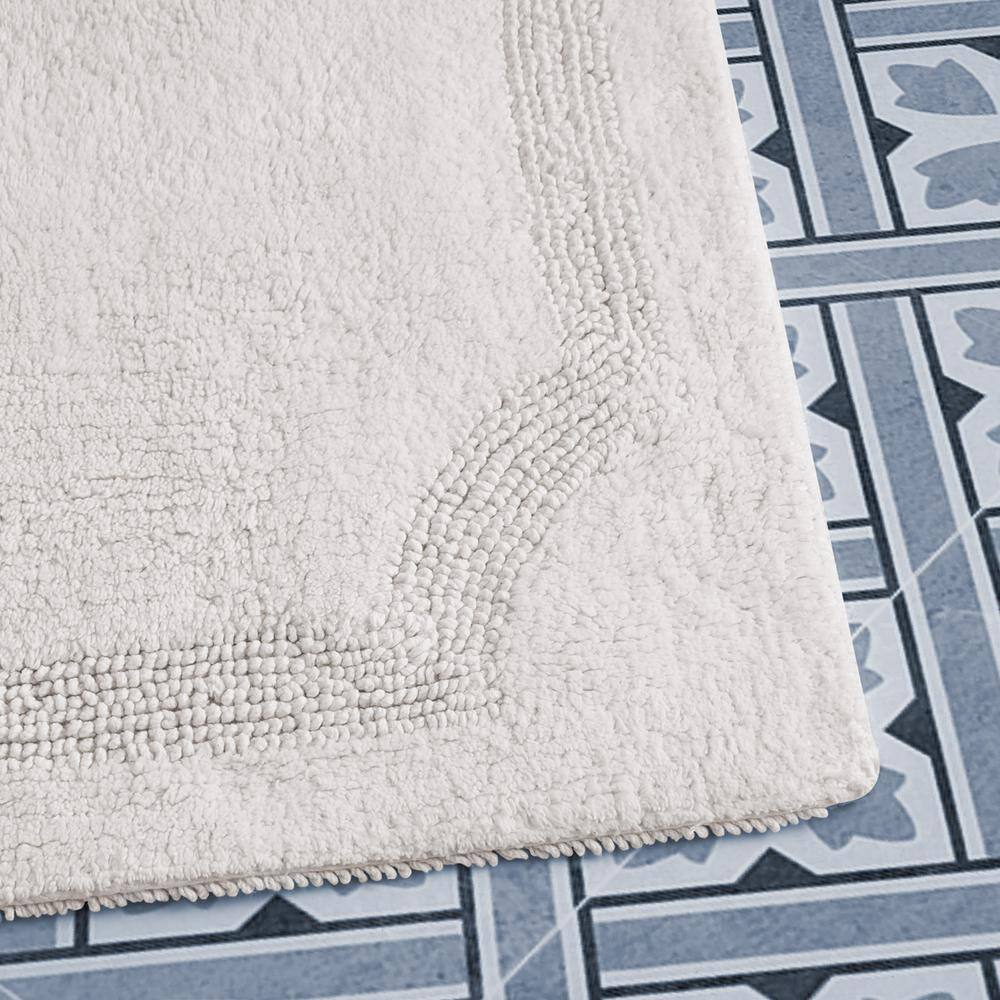 Ivory Reversible Cotton Bath Rug with Textured Design