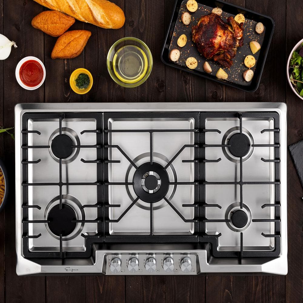 Built-in 36 in. Gas Cooktop - 5 Sealed Burners Cook Tops in Stainless Steel