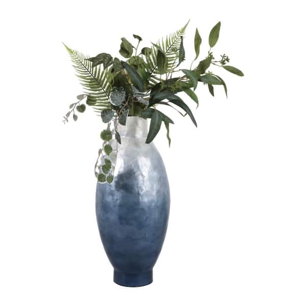 Liv & Skye 19.7 in. Ivory/Blue Capiz Shell Ombre Round Decorative