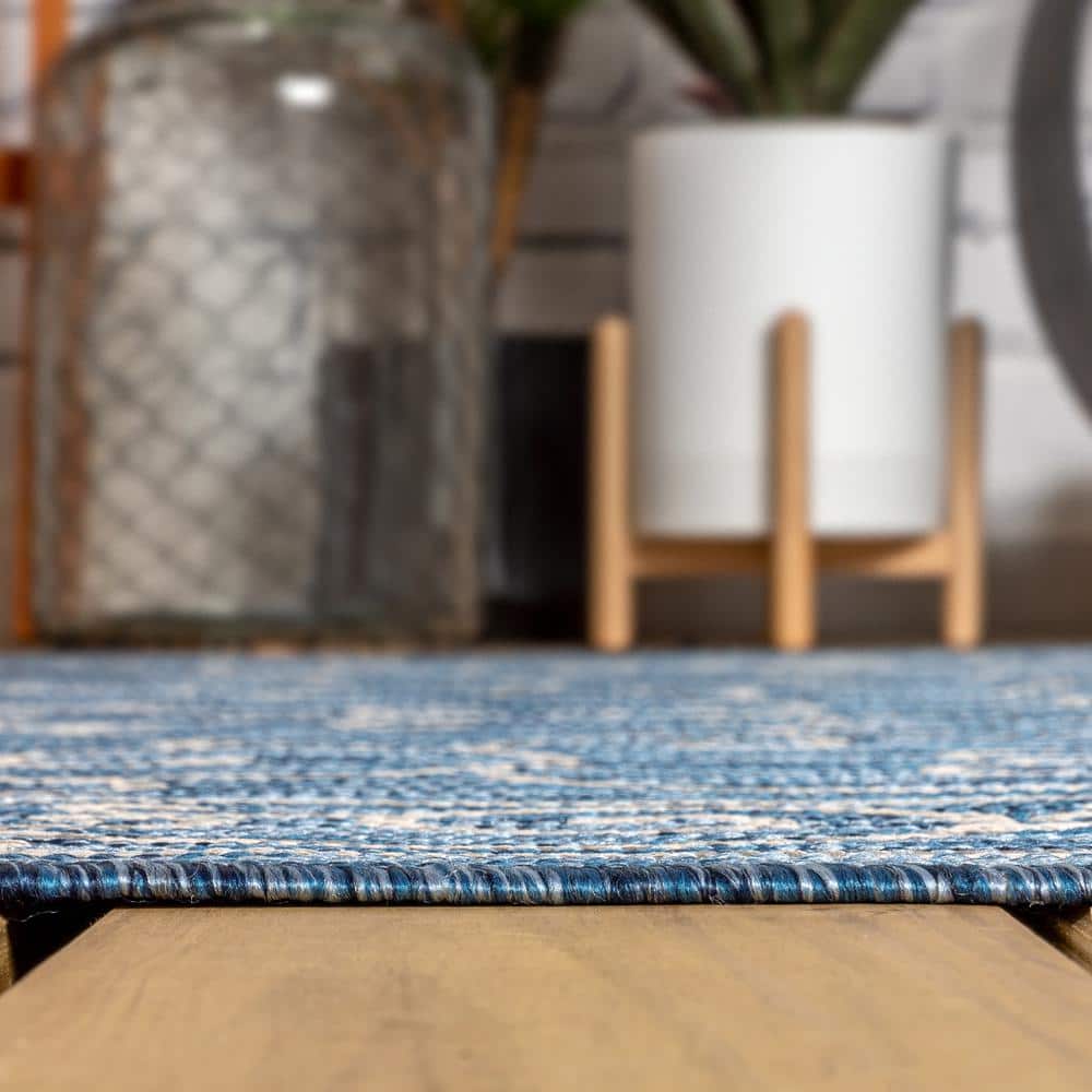 Charleston Filigree Navy/Gray Synthetic 8x10 Indoor/Outdoor Rug