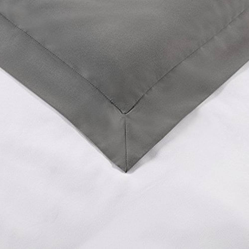 White and Gray Full/Queen Modern Duvet Cover Set with Decorative Pillows