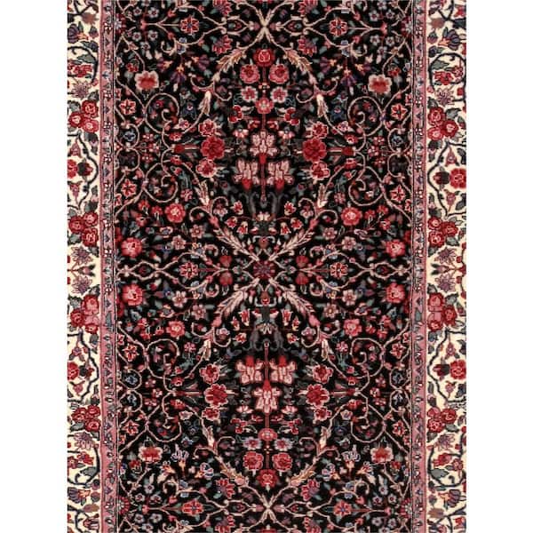 Shirvan Black/Ivory 2.6 ft. x 9 ft. Geometric Runner Rugs