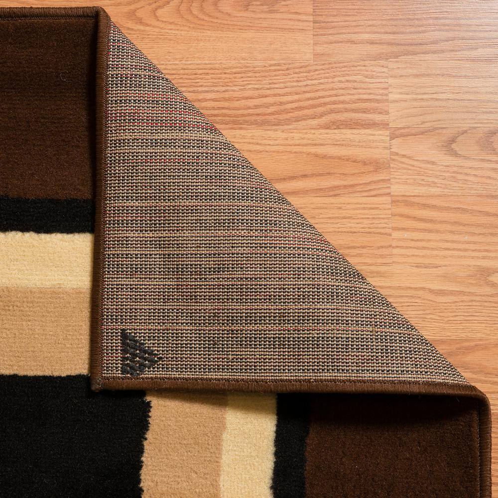 Dallas Geometric Brown Synthetic 8' x 10' Easy-Care Area Rug