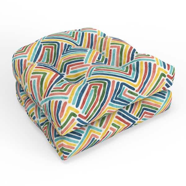 Pillow Perfect Geometric 19 in. W x 5 in. D Outdoor Square Tufted Wicker Seat Cushion 2 Count 19 in. x 19 in. Estie Multi
