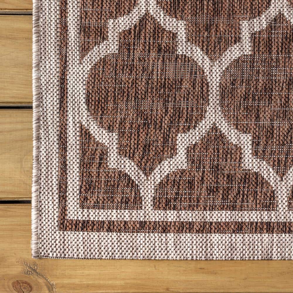 Espresso and Taupe Trellis Flat Woven 8' x 10' Area Rug