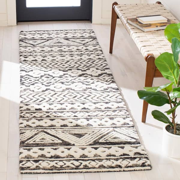Abstract Ivory/Gray 2 ft. x 12 ft. Aztec Chevron Runner Rug
